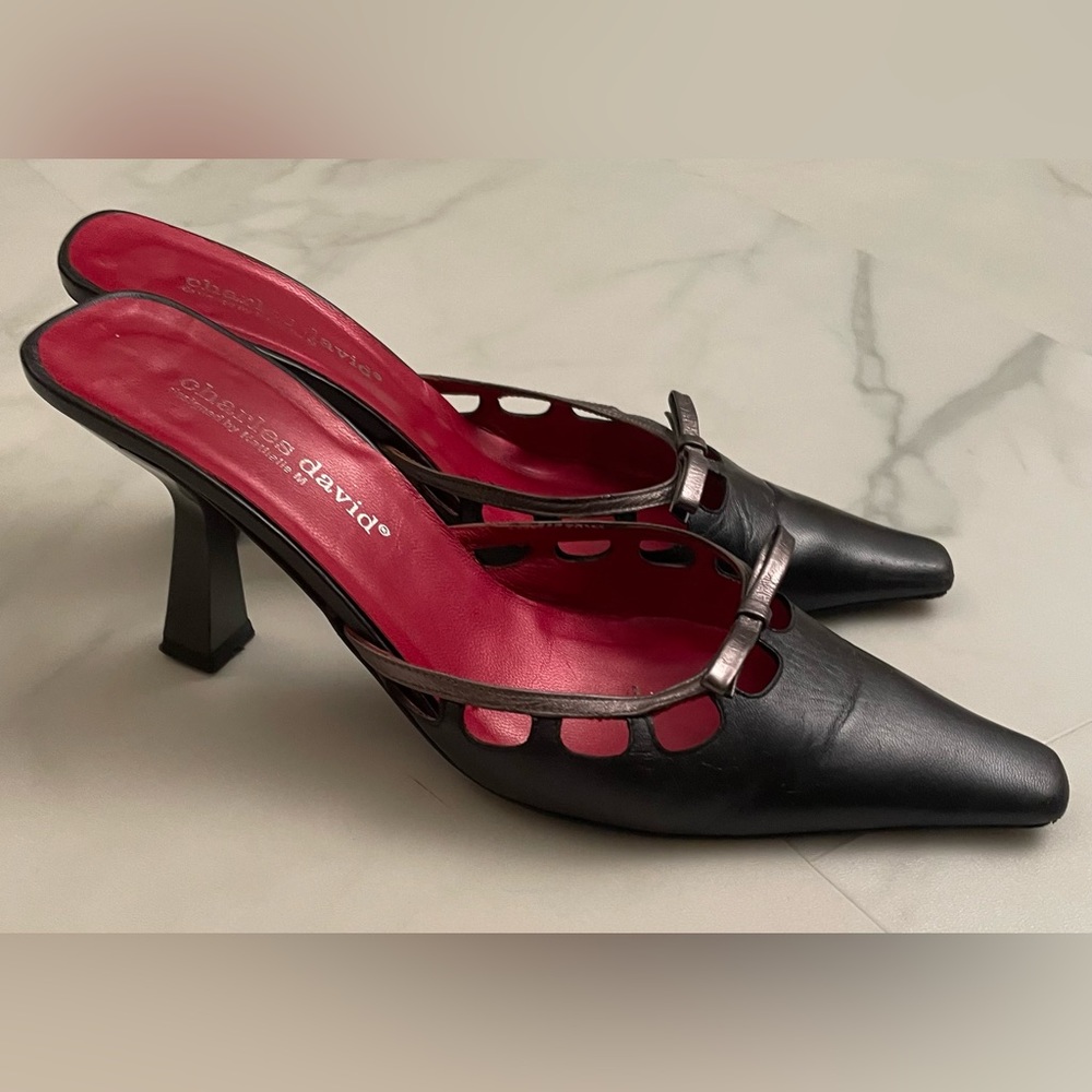 Charles David Lether Navy/ Silver/ Red Heels Shoes 7 1/2 B